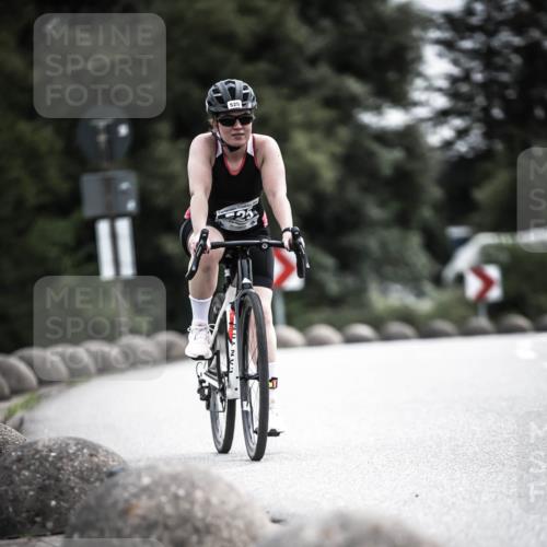21.06.2026 - 29. Vierlanden-Triathlon H.Heesch http://msf.ph/oto/9883144 21.06.2026 10:35:04 Radfahren 47, 157, 187, 320, 334, 525 meine-sportfotos.de