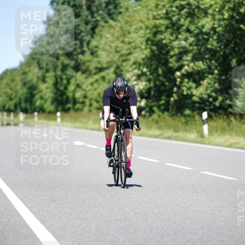 21.06.2026 - Viking Triathlon Michael Burmester http://msf.ph/oto/9883161 21.06.2026 13:57:05 Radfahren  meine-sportfotos.de