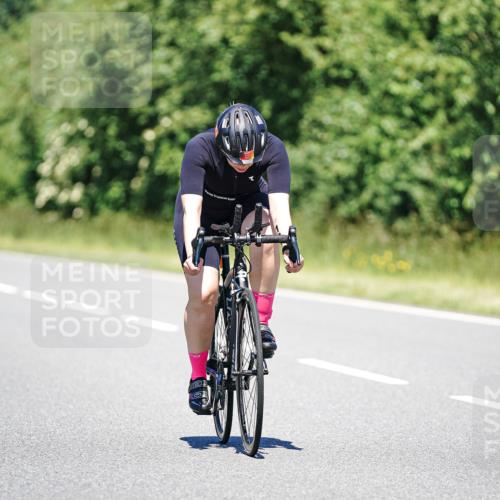 21.06.2026 - Viking Triathlon Michael Burmester http://msf.ph/oto/9883177 21.06.2026 13:57:06 Radfahren  meine-sportfotos.de