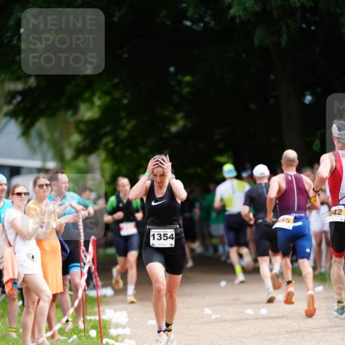 21.06.2026 - 29. Vierlanden-Triathlon LAZAROV Photography http://msf.ph/oto/9883207 21.06.2026 12:50:28 Laufen 1354, 55, 942 meine-sportfotos.de