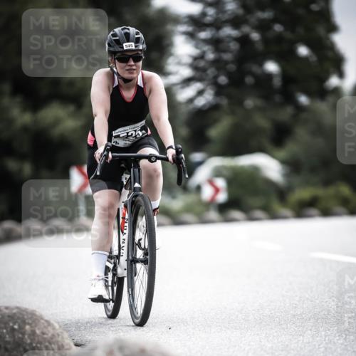 21.06.2026 - 29. Vierlanden-Triathlon H.Heesch http://msf.ph/oto/9883210 21.06.2026 10:35:04 Radfahren 47, 157, 187, 320, 334, 525 meine-sportfotos.de