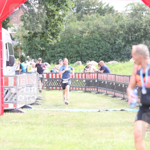 21.06.2026 - 29. Vierlanden-Triathlon Andreas Tolksdorf http://msf.ph/oto/9883222 21.06.2026 11:25:38 Ziel 357, 359, 393, 584, 603, 357, 359, 393, 584, 603 meine-sportfotos.de