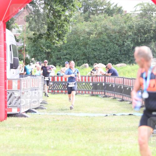 21.06.2026 - 29. Vierlanden-Triathlon Andreas Tolksdorf http://msf.ph/oto/9883233 21.06.2026 11:25:38 Ziel 357, 359, 393, 584, 603, 357, 359, 393, 584, 603 meine-sportfotos.de