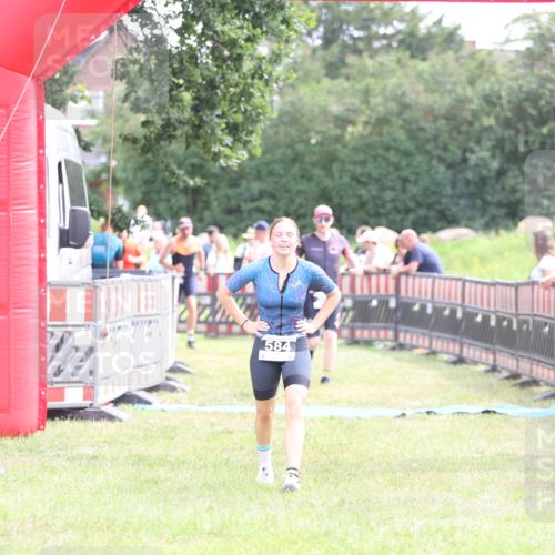 21.06.2026 - 29. Vierlanden-Triathlon Andreas Tolksdorf http://msf.ph/oto/9883315 21.06.2026 11:25:41 Ziel 357, 359, 393, 584, 603, 357, 359, 393, 584, 603 meine-sportfotos.de