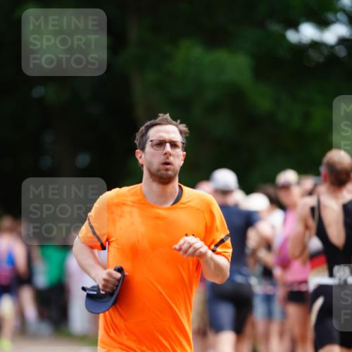 21.06.2026 - 29. Vierlanden-Triathlon LAZAROV Photography http://msf.ph/oto/9883316 21.06.2026 12:50:58 Laufen  meine-sportfotos.de