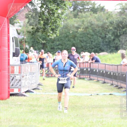 21.06.2026 - 29. Vierlanden-Triathlon Andreas Tolksdorf http://msf.ph/oto/9883324 21.06.2026 11:25:41 Ziel 357, 359, 393, 584, 603, 357, 359, 393, 584, 603 meine-sportfotos.de
