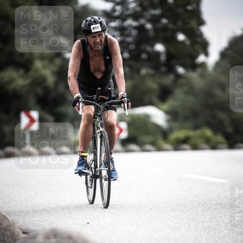 21.06.2026 - 29. Vierlanden-Triathlon H.Heesch http://msf.ph/oto/9883329 21.06.2026 10:35:17 Radfahren 112, 220, 257, 271, 611 meine-sportfotos.de