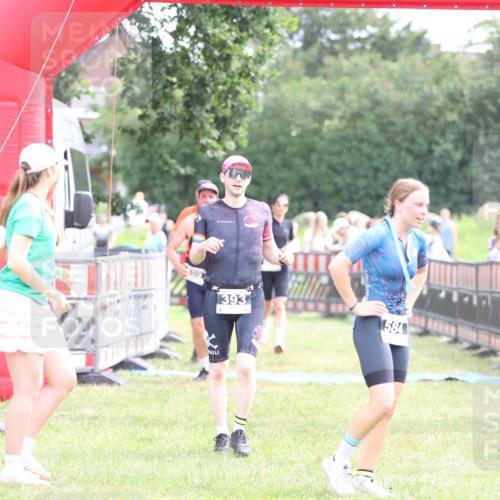 21.06.2026 - 29. Vierlanden-Triathlon Andreas Tolksdorf http://msf.ph/oto/9883346 21.06.2026 11:25:45 Ziel 357, 359, 393, 603, 357, 359, 393, 603 meine-sportfotos.de