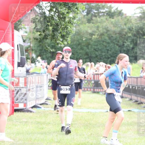 21.06.2026 - 29. Vierlanden-Triathlon Andreas Tolksdorf http://msf.ph/oto/9883363 21.06.2026 11:25:45 Ziel 357, 359, 393, 603, 357, 359, 393, 603 meine-sportfotos.de