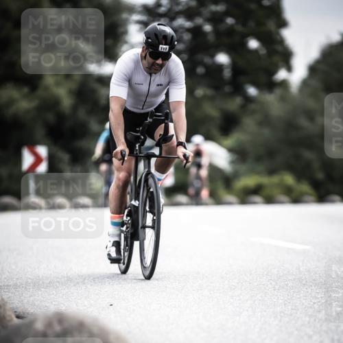 21.06.2026 - 29. Vierlanden-Triathlon H.Heesch http://msf.ph/oto/9883473 21.06.2026 10:35:24 Radfahren 43, 112, 291 meine-sportfotos.de