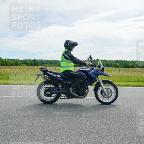 21.06.2026 - Viking Triathlon Michael Burmester http://msf.ph/oto/9883510 21.06.2026 11:01:34 Radfahren 9, 55, 526 meine-sportfotos.de