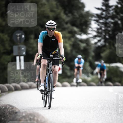 21.06.2026 - 29. Vierlanden-Triathlon H.Heesch http://msf.ph/oto/9883515 21.06.2026 10:35:28 Radfahren 43, 108, 109, 112, 291, 347, 490 meine-sportfotos.de