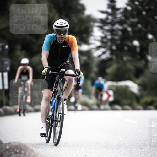 21.06.2026 - 29. Vierlanden-Triathlon H.Heesch http://msf.ph/oto/9883553 21.06.2026 10:35:28 Radfahren 43, 108, 109, 112, 291, 347, 490 meine-sportfotos.de