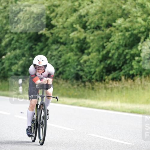 21.06.2026 - Viking Triathlon Michael Burmester http://msf.ph/oto/9883559 21.06.2026 11:03:49 Radfahren 1, 4, 58, 86, 165, 197, 202, 211, 227, 301, 387, 411, 460, 484, 553, 559, 567, 649 meine-sportfotos.de
