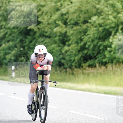 21.06.2026 - Viking Triathlon Michael Burmester http://msf.ph/oto/9883571 21.06.2026 11:03:49 Radfahren 1, 4, 58, 86, 165, 197, 202, 211, 227, 301, 387, 411, 460, 484, 553, 559, 567, 649 meine-sportfotos.de