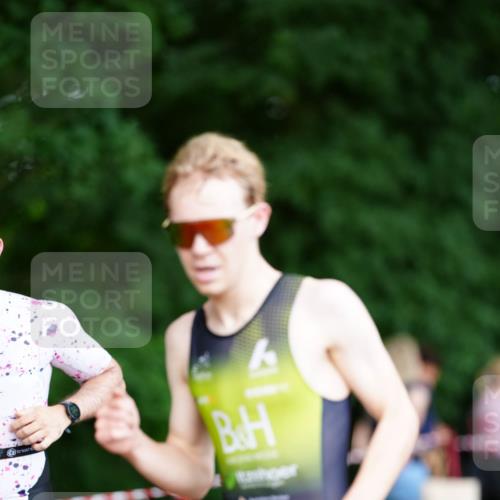21.06.2026 - 29. Vierlanden-Triathlon LAZAROV Photography http://msf.ph/oto/9883635 21.06.2026 12:53:29 Laufen 972 meine-sportfotos.de