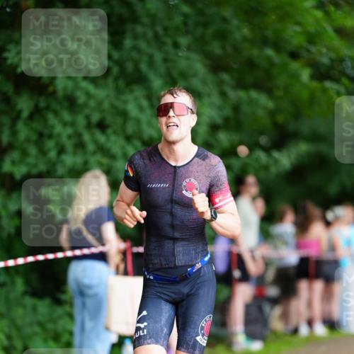 21.06.2026 - 29. Vierlanden-Triathlon LAZAROV Photography http://msf.ph/oto/9883649 21.06.2026 12:53:33 Laufen  meine-sportfotos.de
