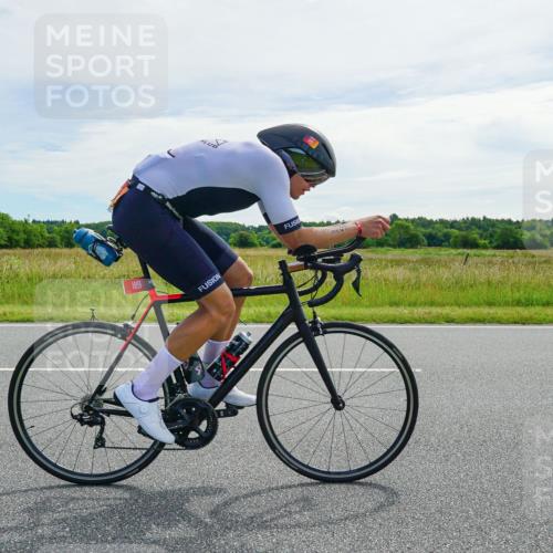 21.06.2026 - Viking Triathlon Michael Burmester http://msf.ph/oto/9883652 21.06.2026 11:08:59 Radfahren 5, 31, 156, 189, 232, 234, 279, 279, 474, 496, 520 meine-sportfotos.de