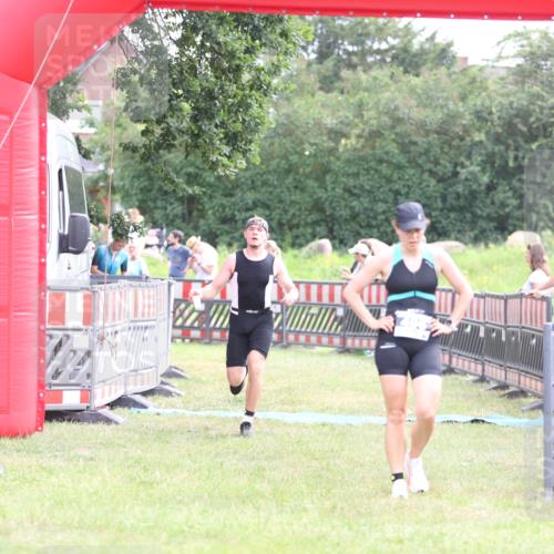 21.06.2026 - 29. Vierlanden-Triathlon Andreas Tolksdorf http://msf.ph/oto/9883716 21.06.2026 11:26:29 Ziel 496, 564, 1356, 496, 564, 1356 meine-sportfotos.de
