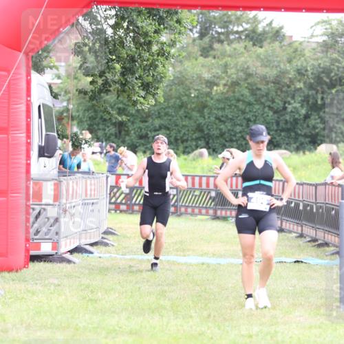 21.06.2026 - 29. Vierlanden-Triathlon Andreas Tolksdorf http://msf.ph/oto/9883726 21.06.2026 11:26:29 Ziel 496, 564, 1356, 496, 564, 1356 meine-sportfotos.de