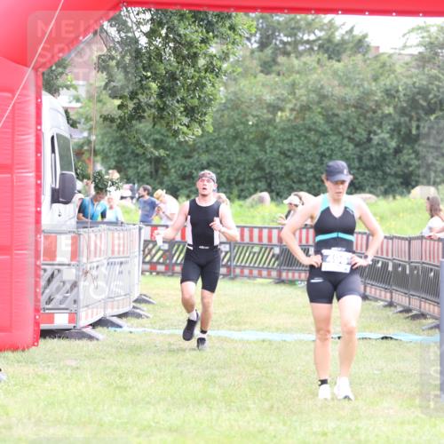 21.06.2026 - 29. Vierlanden-Triathlon Andreas Tolksdorf http://msf.ph/oto/9883734 21.06.2026 11:26:29 Ziel 496, 564, 1356, 496, 564, 1356 meine-sportfotos.de