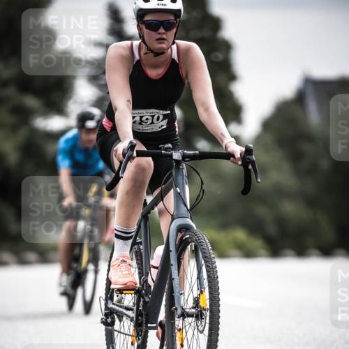 21.06.2026 - 29. Vierlanden-Triathlon H.Heesch http://msf.ph/oto/9883748 21.06.2026 10:35:32 Radfahren 43, 108, 109, 291, 306, 313, 347, 348, 490 meine-sportfotos.de