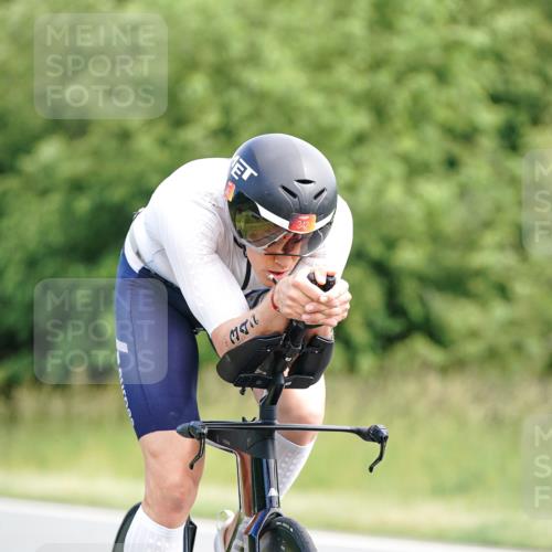 21.06.2026 - Viking Triathlon Michael Burmester http://msf.ph/oto/9883781 21.06.2026 11:05:55 Radfahren 7, 19, 25, 34, 34, 41, 72, 80, 94, 125, 150, 150, 152, 152, 259, 286, 340, 342, 438, 547, 575, 668 meine-sportfotos.de
