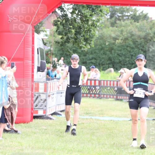 21.06.2026 - 29. Vierlanden-Triathlon Andreas Tolksdorf http://msf.ph/oto/9883799 21.06.2026 11:26:30 Ziel 536, 564, 1356, 536, 564, 1356 meine-sportfotos.de