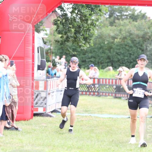 21.06.2026 - 29. Vierlanden-Triathlon Andreas Tolksdorf http://msf.ph/oto/9883828 21.06.2026 11:26:30 Ziel 536, 564, 1356, 536, 564, 1356 meine-sportfotos.de