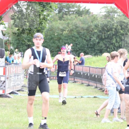 21.06.2026 - 29. Vierlanden-Triathlon Andreas Tolksdorf http://msf.ph/oto/9883859 21.06.2026 11:26:35 Ziel 536, 564, 1356, 536, 564, 1356 meine-sportfotos.de