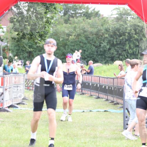 21.06.2026 - 29. Vierlanden-Triathlon Andreas Tolksdorf http://msf.ph/oto/9883895 21.06.2026 11:26:36 Ziel 536, 564, 1356, 536, 564, 1356 meine-sportfotos.de
