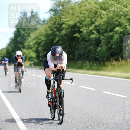 21.06.2026 - Viking Triathlon Michael Burmester http://msf.ph/oto/9883948 21.06.2026 11:14:44 Radfahren 14, 91, 91, 116, 116, 155, 223, 313, 317, 410, 453, 454, 523, 554, 554, 571, 639 meine-sportfotos.de