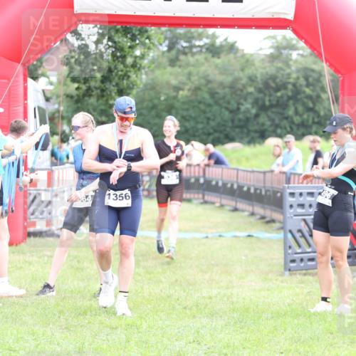 21.06.2026 - 29. Vierlanden-Triathlon Andreas Tolksdorf http://msf.ph/oto/9883961 21.06.2026 11:26:43 Ziel 526, 536, 526, 536 meine-sportfotos.de