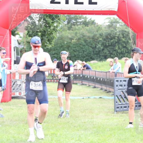 21.06.2026 - 29. Vierlanden-Triathlon Andreas Tolksdorf http://msf.ph/oto/9884035 21.06.2026 11:26:45 Ziel 480, 526, 536, 480, 526, 536 meine-sportfotos.de