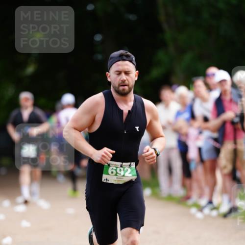 21.06.2026 - 29. Vierlanden-Triathlon LAZAROV Photography http://msf.ph/oto/9884062 21.06.2026 12:56:09 Laufen 29, 692 meine-sportfotos.de