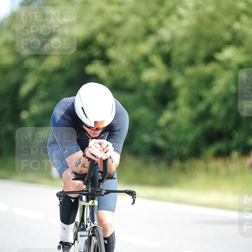 21.06.2026 - Viking Triathlon Michael Burmester http://msf.ph/oto/9884125 21.06.2026 11:17:43 Radfahren 18, 28, 49, 131, 181, 212, 245, 261, 271, 360, 382, 390, 409, 430, 432, 463, 501 meine-sportfotos.de