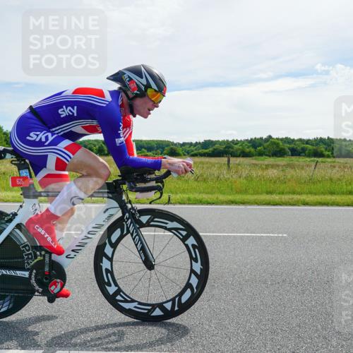 21.06.2026 - Viking Triathlon Michael Burmester http://msf.ph/oto/9884152 21.06.2026 11:20:14 Radfahren 21, 73, 98, 115, 126, 238, 249, 250, 509, 532, 625 meine-sportfotos.de