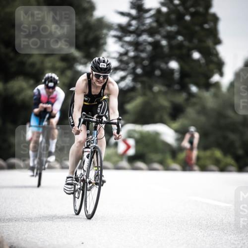 21.06.2026 - 29. Vierlanden-Triathlon H.Heesch http://msf.ph/oto/9884159 21.06.2026 10:36:00 Radfahren 9, 10, 25, 26, 34, 60, 88, 104, 186, 243, 278 meine-sportfotos.de