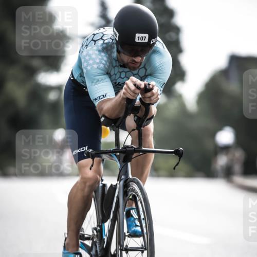 21.06.2026 - 29. Vierlanden-Triathlon H.Heesch http://msf.ph/oto/9884184 21.06.2026 09:19:05 Radfahren 79, 107, 268 meine-sportfotos.de