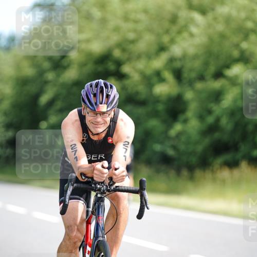 21.06.2026 - Viking Triathlon Michael Burmester http://msf.ph/oto/9884186 21.06.2026 11:17:45 Radfahren 18, 28, 49, 131, 181, 212, 245, 261, 271, 360, 382, 390, 409, 430, 432, 463, 501 meine-sportfotos.de
