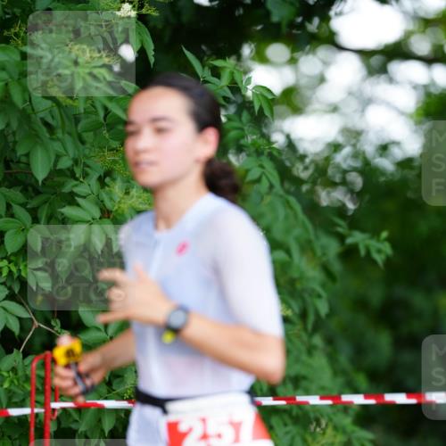 21.06.2026 - 29. Vierlanden-Triathlon LAZAROV Photography http://msf.ph/oto/9884237 21.06.2026 13:03:32 Laufen 1257 meine-sportfotos.de