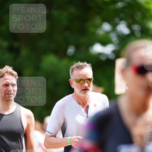21.06.2026 - 29. Vierlanden-Triathlon LAZAROV Photography http://msf.ph/oto/9884365 21.06.2026 13:04:08 Laufen  meine-sportfotos.de