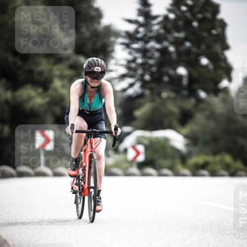 21.06.2026 - 29. Vierlanden-Triathlon H.Heesch http://msf.ph/oto/9884370 21.06.2026 10:36:07 Radfahren 104, 243, 376, 589 meine-sportfotos.de