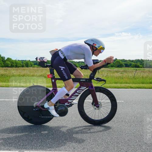 21.06.2026 - Viking Triathlon Michael Burmester http://msf.ph/oto/9884374 21.06.2026 11:23:30 Radfahren 8, 90, 97, 118, 135, 184, 425, 443, 443, 538, 556, 566, 622 meine-sportfotos.de