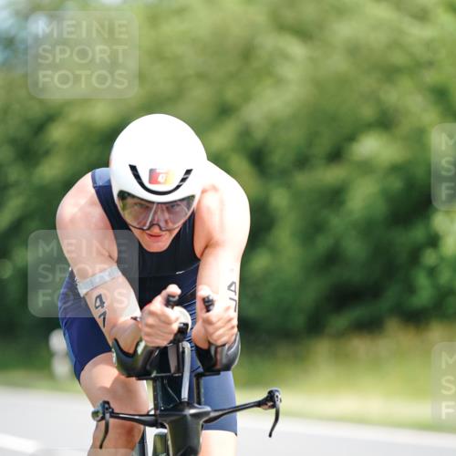 21.06.2026 - Viking Triathlon Michael Burmester http://msf.ph/oto/9884392 21.06.2026 11:19:06 Radfahren 1, 4, 13, 47, 221, 242, 295, 311, 372, 378, 449, 495, 536, 537, 541, 576, 623, 629 meine-sportfotos.de