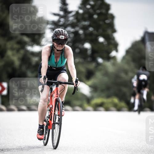 21.06.2026 - 29. Vierlanden-Triathlon H.Heesch http://msf.ph/oto/9884428 21.06.2026 10:36:07 Radfahren 104, 243, 376, 589 meine-sportfotos.de