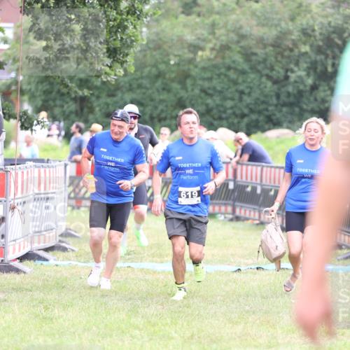 21.06.2026 - 29. Vierlanden-Triathlon Andreas Tolksdorf http://msf.ph/oto/9884433 21.06.2026 11:27:25 Ziel 442, 521, 619, 442, 521, 619 meine-sportfotos.de