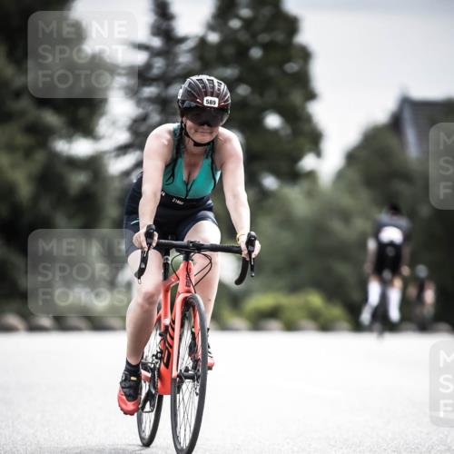 21.06.2026 - 29. Vierlanden-Triathlon H.Heesch http://msf.ph/oto/9884453 21.06.2026 10:36:07 Radfahren 104, 243, 376, 589 meine-sportfotos.de