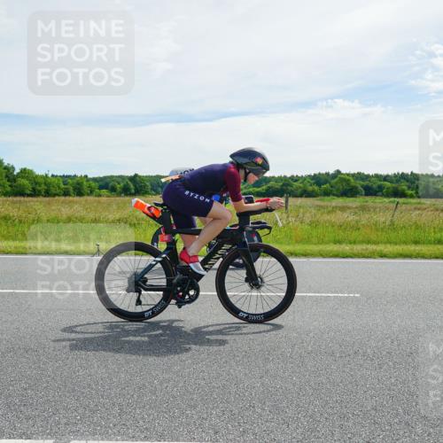 21.06.2026 - Viking Triathlon Michael Burmester http://msf.ph/oto/9884469 21.06.2026 11:24:42 Radfahren 55, 64, 68, 117, 182, 182, 199, 255, 267, 386, 397, 413, 424, 490, 545, 612, 634 meine-sportfotos.de