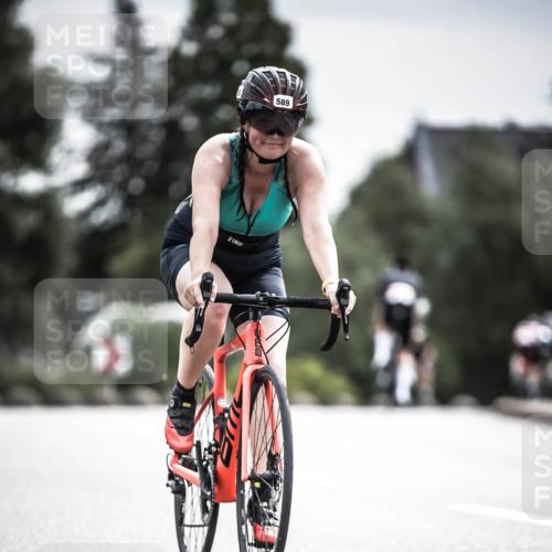 21.06.2026 - 29. Vierlanden-Triathlon H.Heesch http://msf.ph/oto/9884488 21.06.2026 10:36:08 Radfahren 376, 589 meine-sportfotos.de